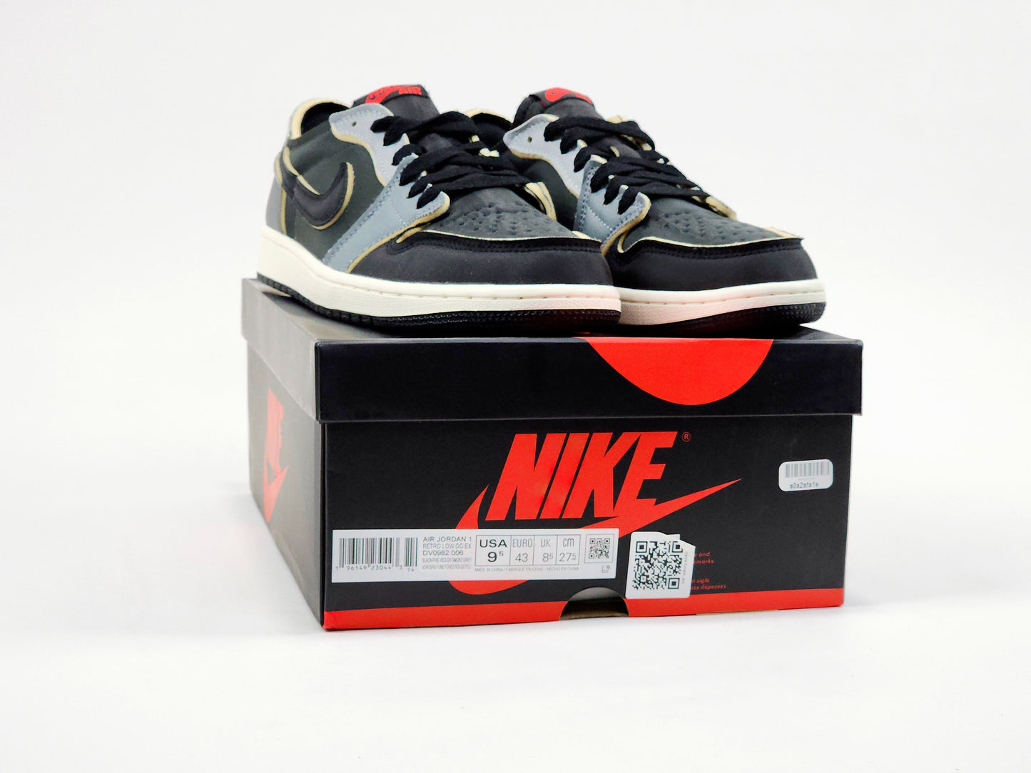 2022 AIR JORDAN 1 LOW OG EX BLACK SMOKE GREY