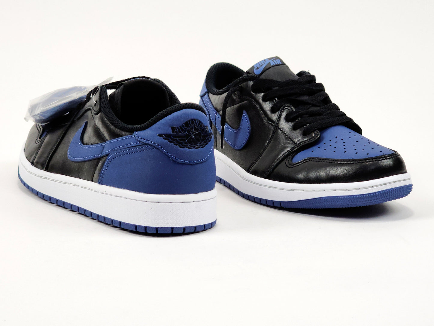 2022 AIR JORDAN 1 RETRO LOW OG MYSTIC NAVY