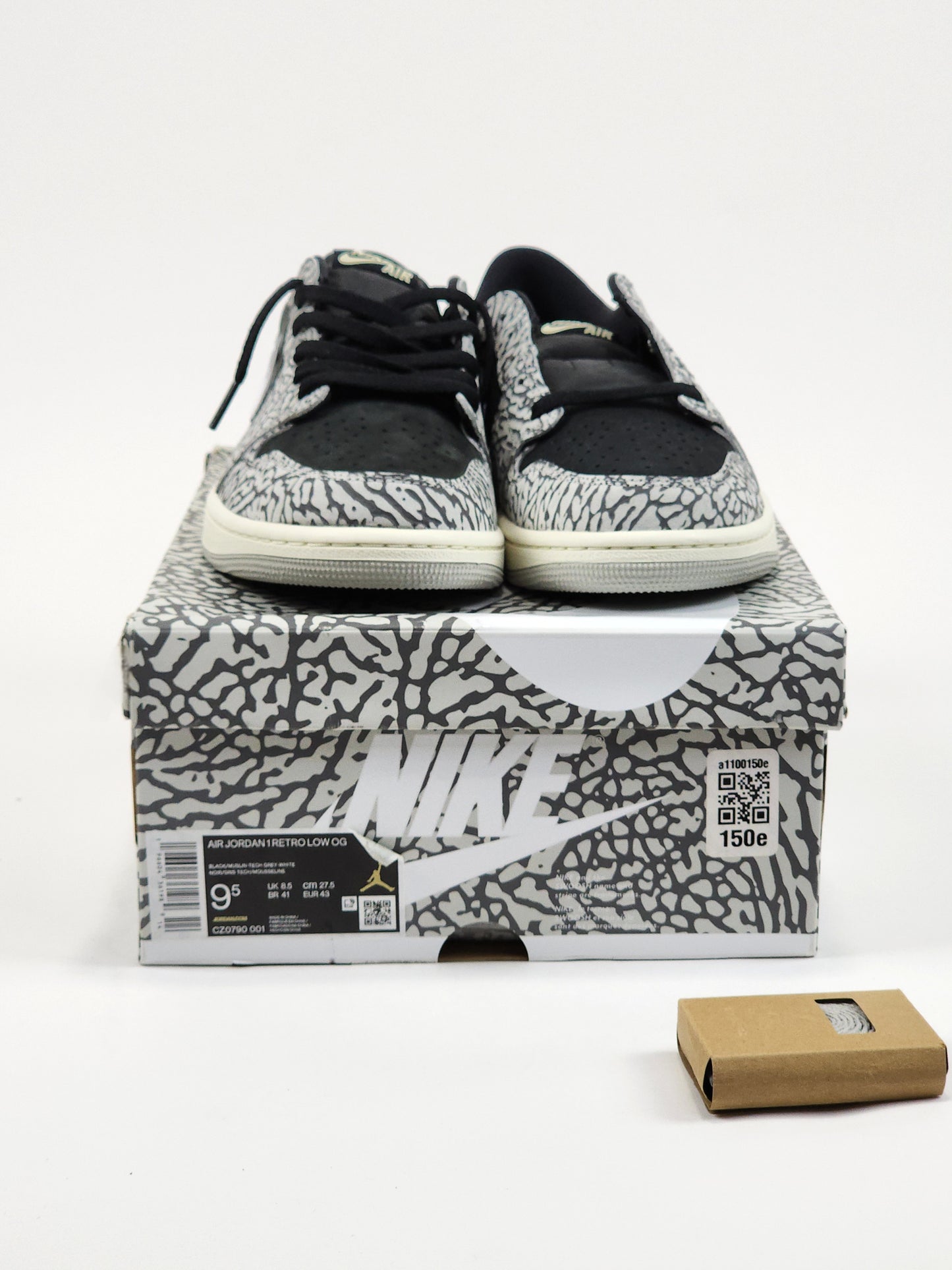 2023 AIR JORDAN 1 RETRO LOW OG BLACK CEMENT