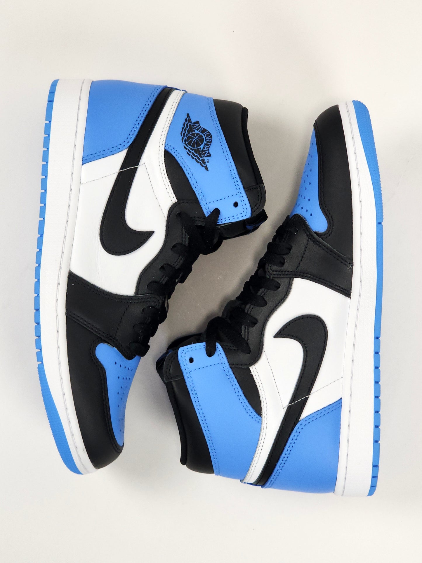 2023 AIR JORDAN 1 RETRO HIGH OG UNC TOE