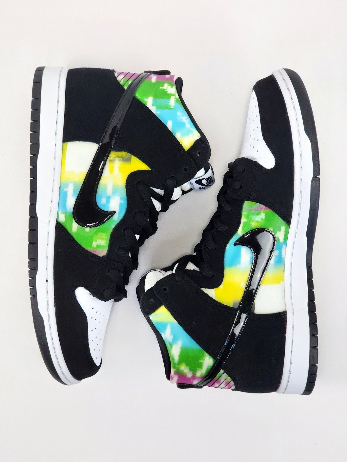 2021 NIKE SB DUNK TV SIGNAL