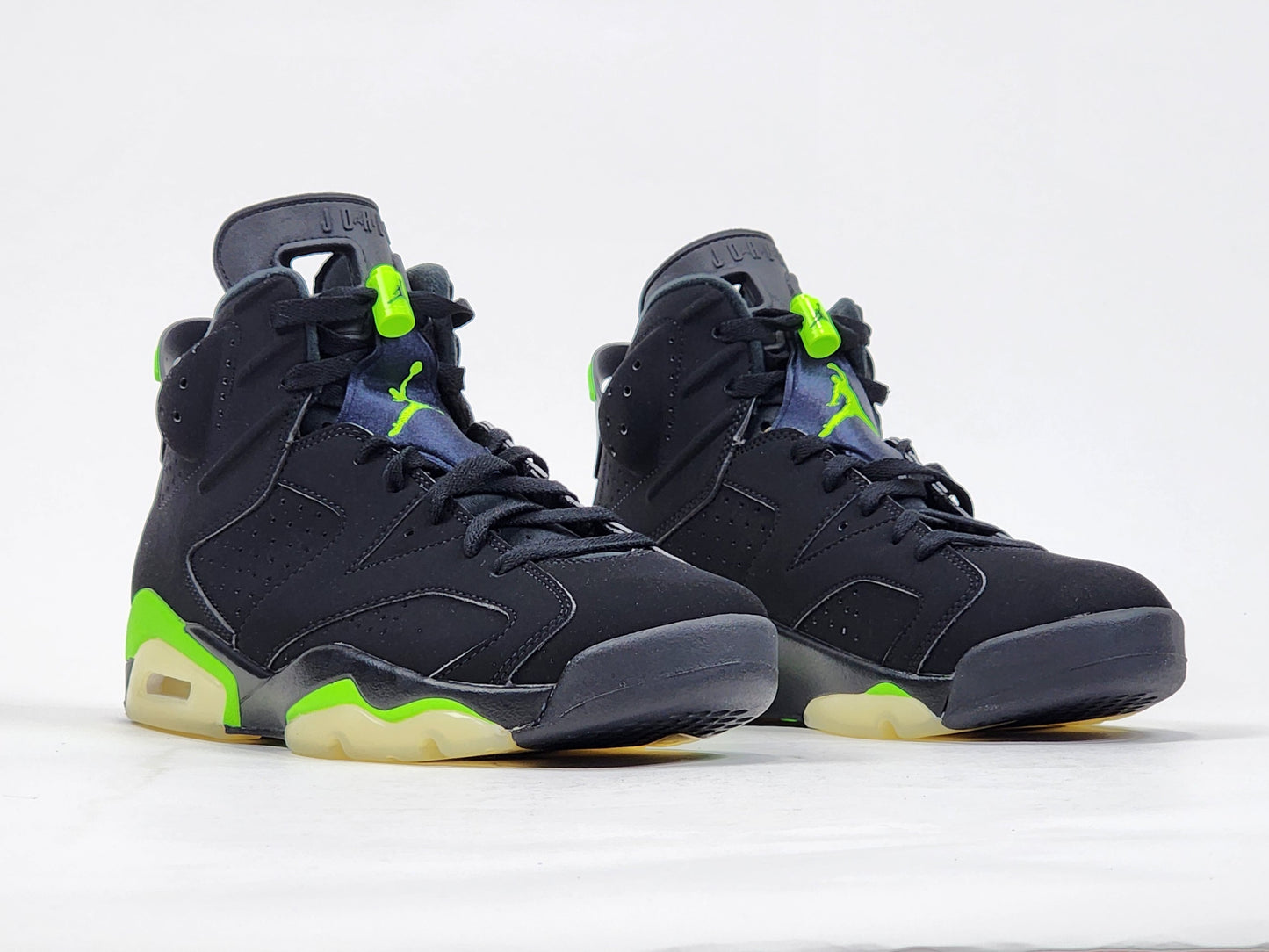 2021 JORDAN 6 RETRO ELECTRIC GREEN