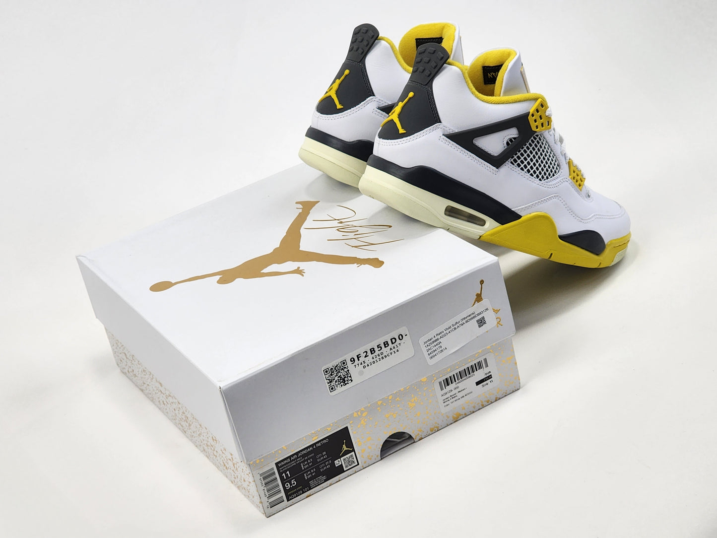 2024 WOMEN'S AIR JORDAN 4 RETRO VIVID SULFUR
