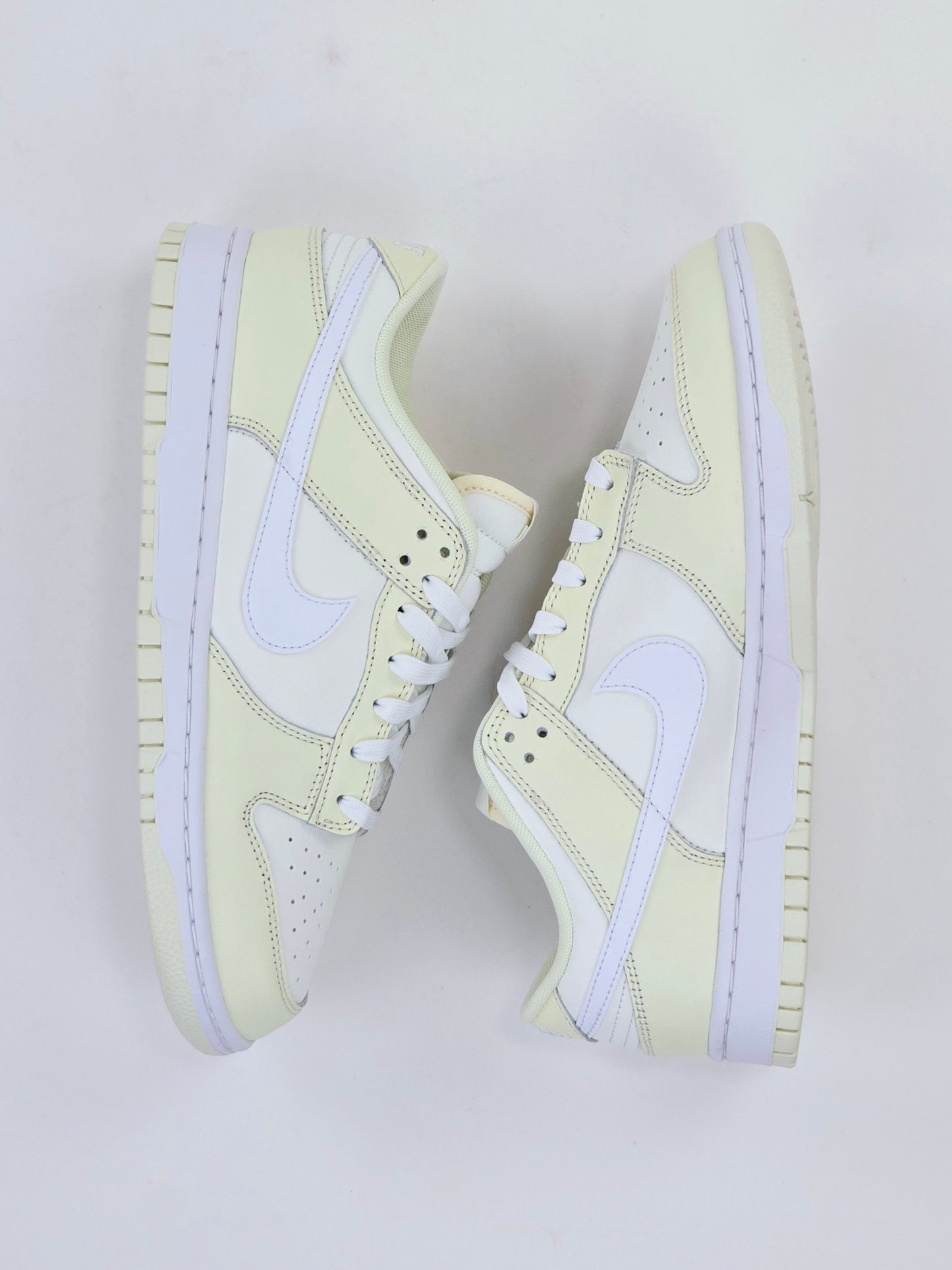 2022 NIKE DUNK LOW COCONUT MILK