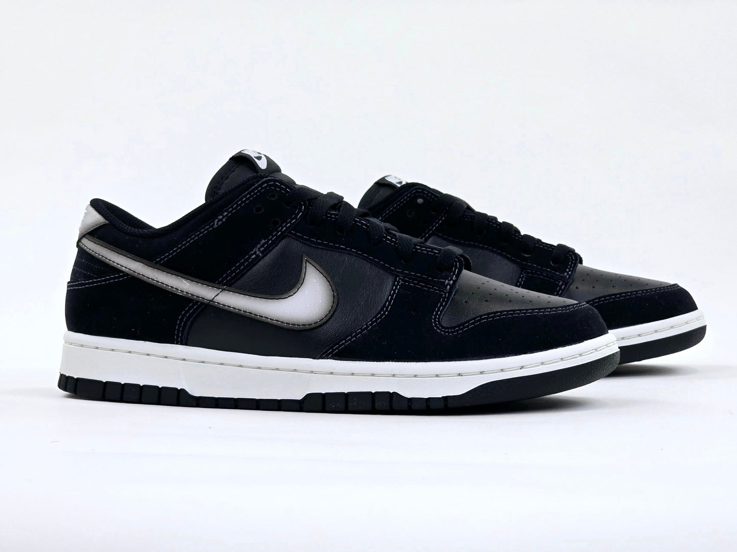 2023 NIKE DUNK LOW AIRBRUSH SWOOSH BLACK
