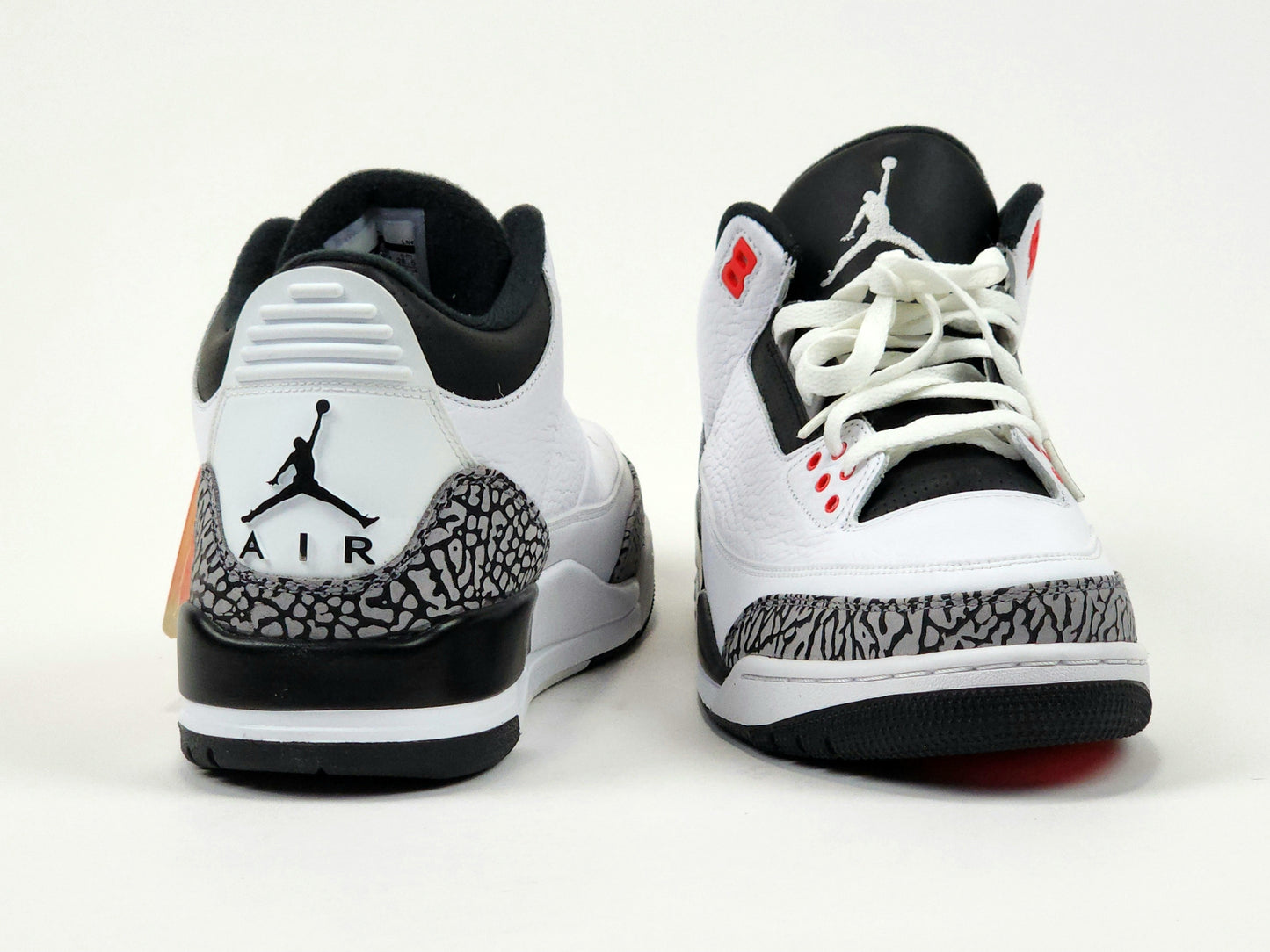 2014 AIR JORDAN 3 RETRO 
INFRARED 23