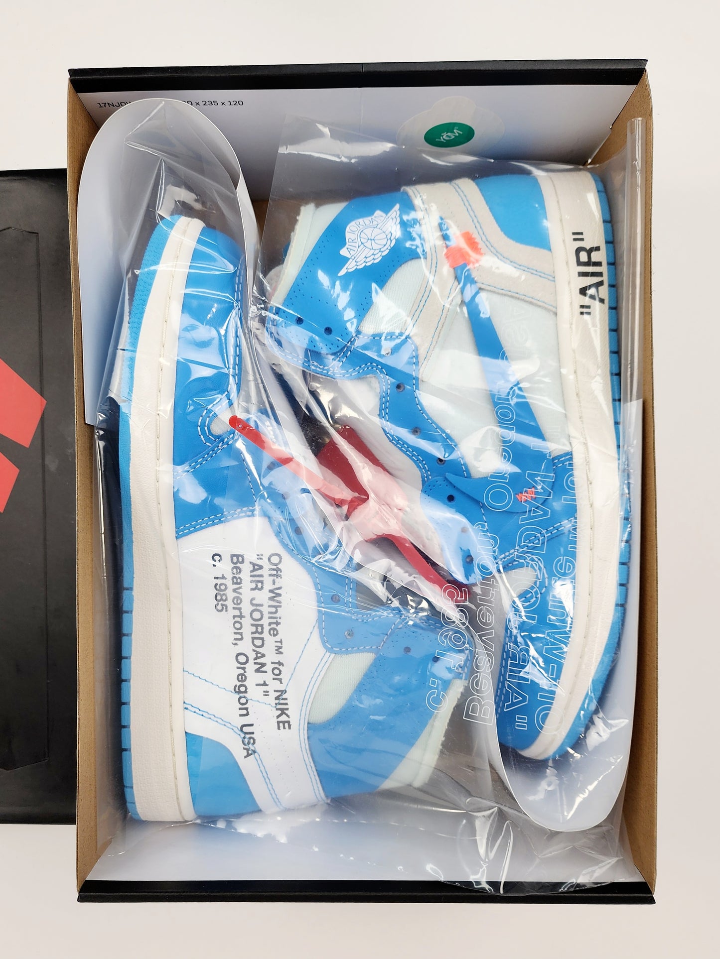 2018 AIR JORDAN 1 RETRO HIGHOFF-WHITE UNIVERSITY BLUE