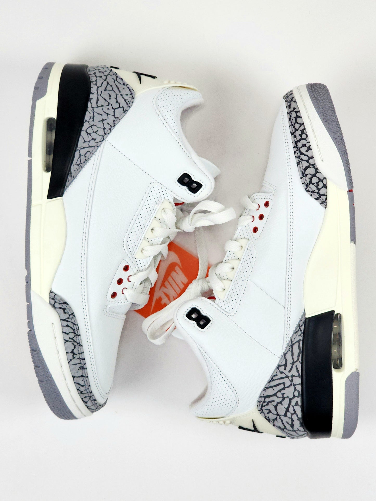 2023 AIR JORDAN 3 RETRO WHITE CEMENT REIMAGINED