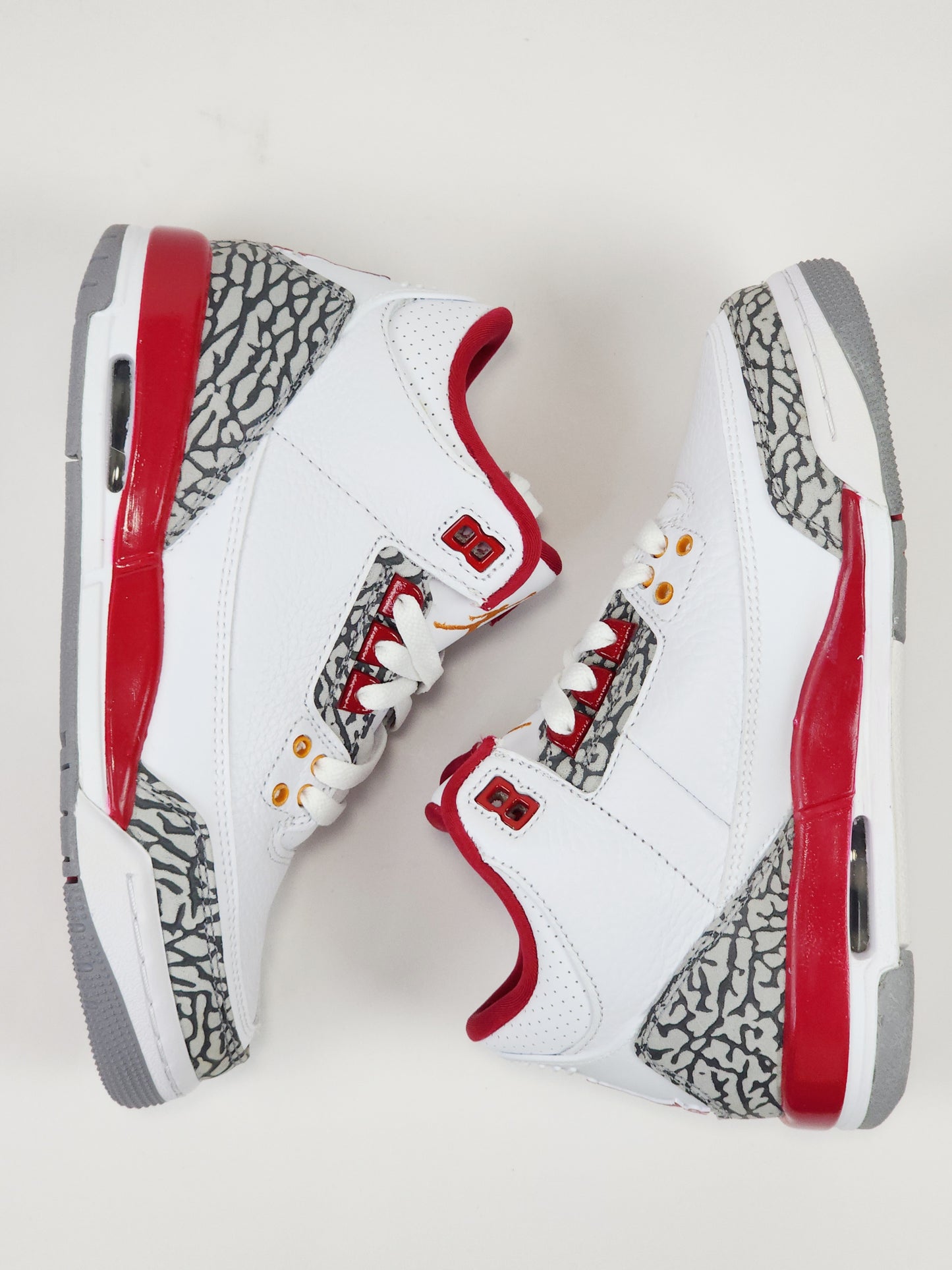 2021 GRADE SCHOOL AIR JORDAN 3 RETRO CARDINAL RED