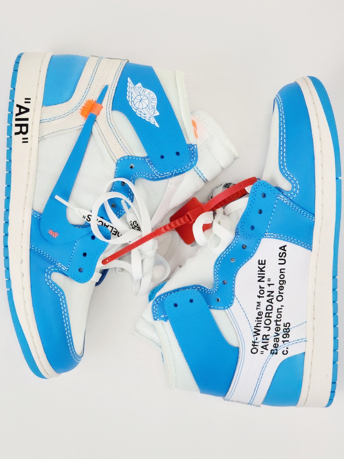 2018 AIR JORDAN 1 RETRO HIGHOFF-WHITE UNIVERSITY BLUE