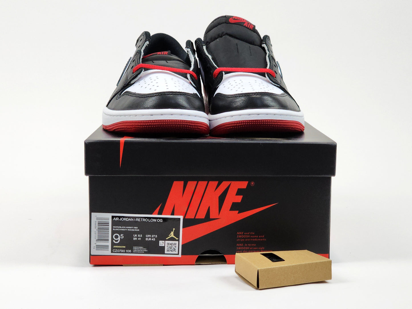 2023 AIR JORDAN 1 RETRO LOW OG BLACK TOE