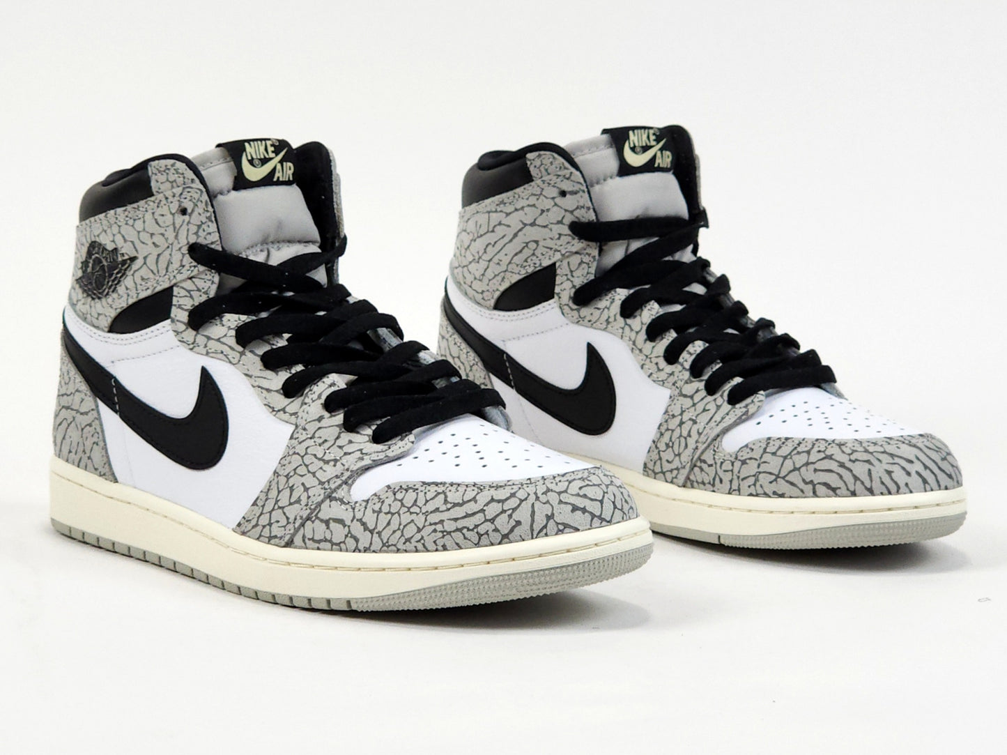 2023 AIR JORDAN 1 RETRO HIGH OG WHITE CEMENT