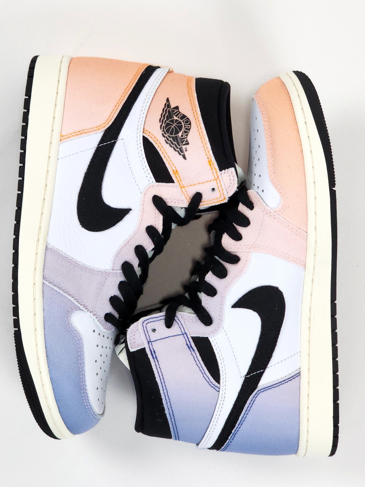 2024 WOMEN'S AIR JORDAN 1 RETRO HIGH OG SKYLINE