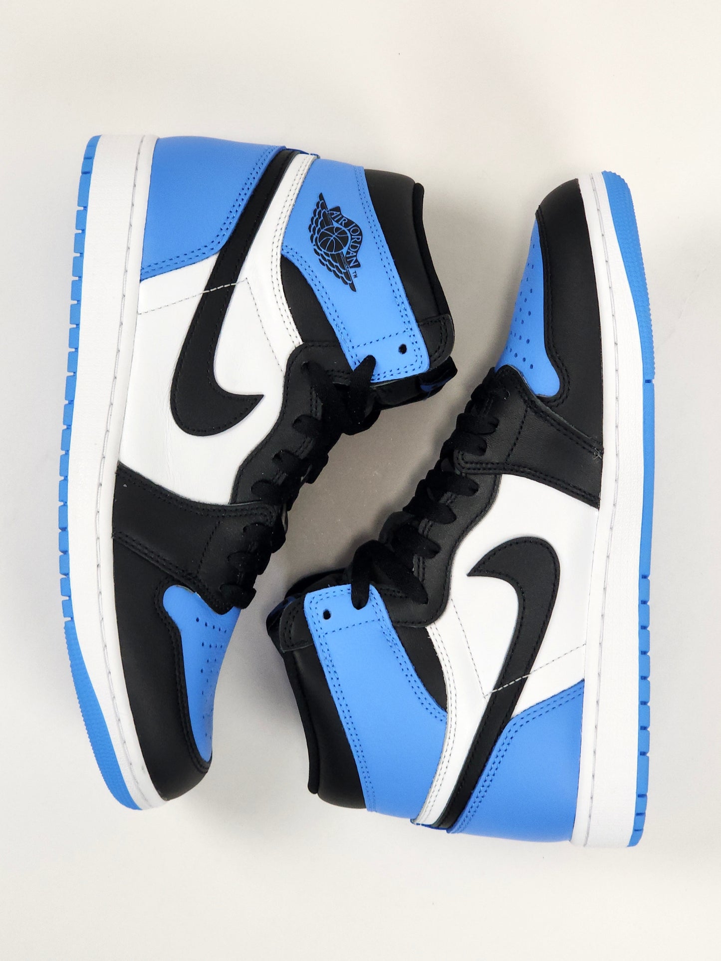 2023 AIR JORDAN 1 RETRO HIGH OG UNC TOE