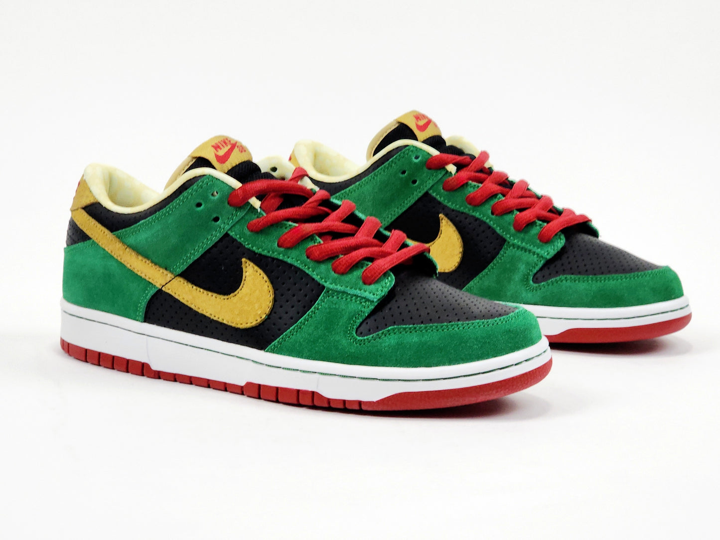 2010 NIKE SB DUNK LOW MILLER HIGH LIFE