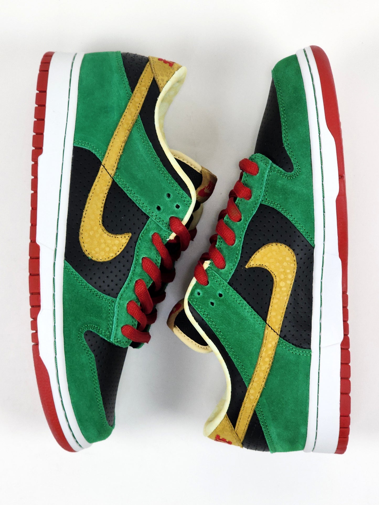 2010 NIKE SB DUNK LOW MILLER HIGH LIFE