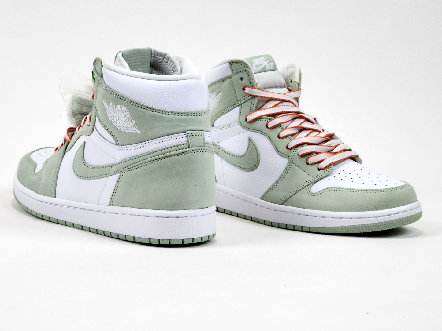 2020 WOMEN'S AIR JORDAN 1 RETRO HIGH OG SEAFOAM