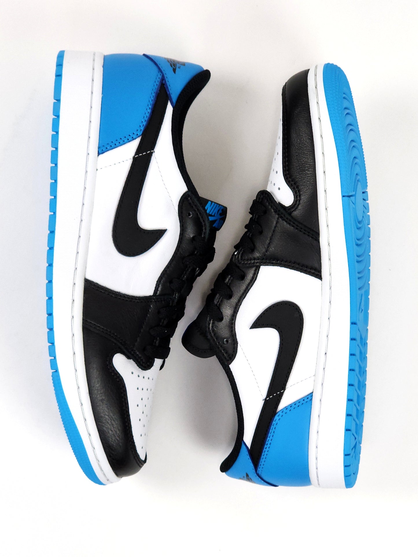 2022 AIR JORDAN 1 RETRO LOW OG BLACK DARK POWDER BLUE/ UNC