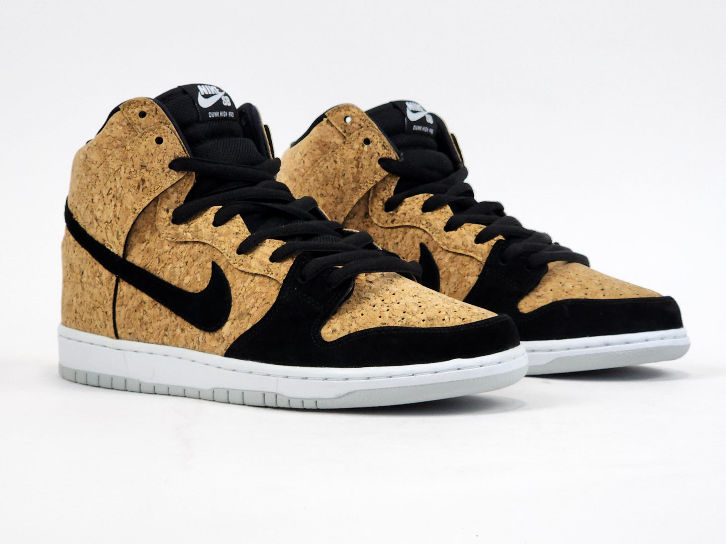 2015 NIKE SB DUNK HIGH CORK