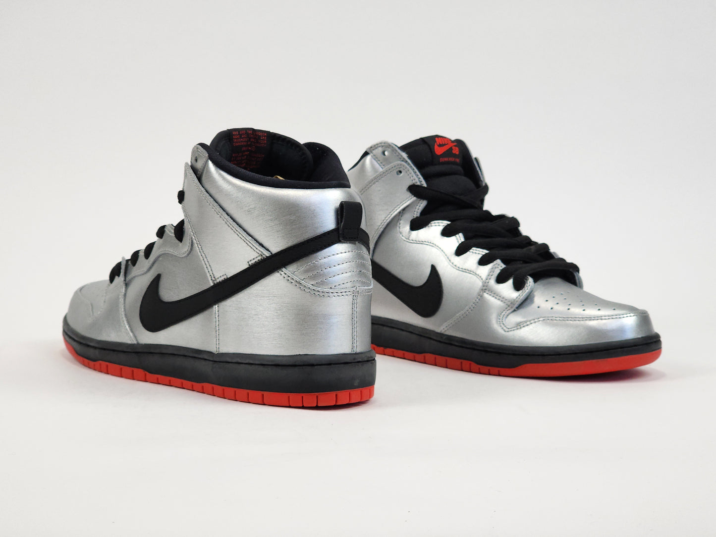 2015 NIKE SB DUNK HIGH STEEL RESERVE