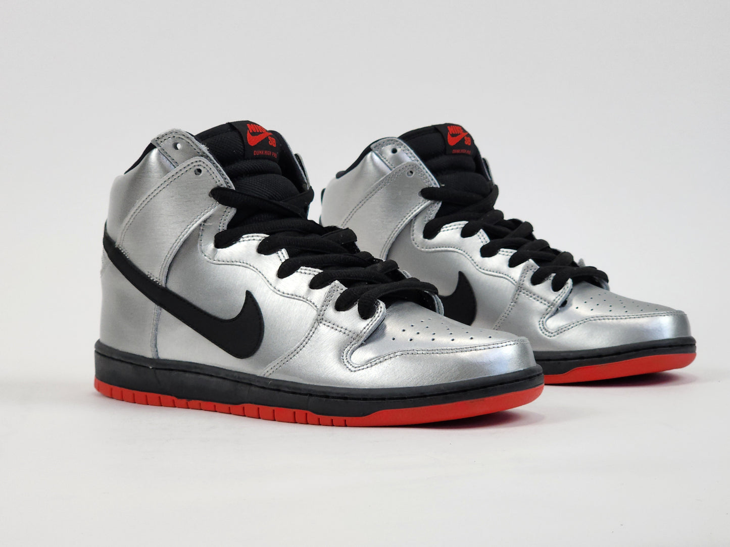 2015 NIKE SB DUNK HIGH STEEL RESERVE