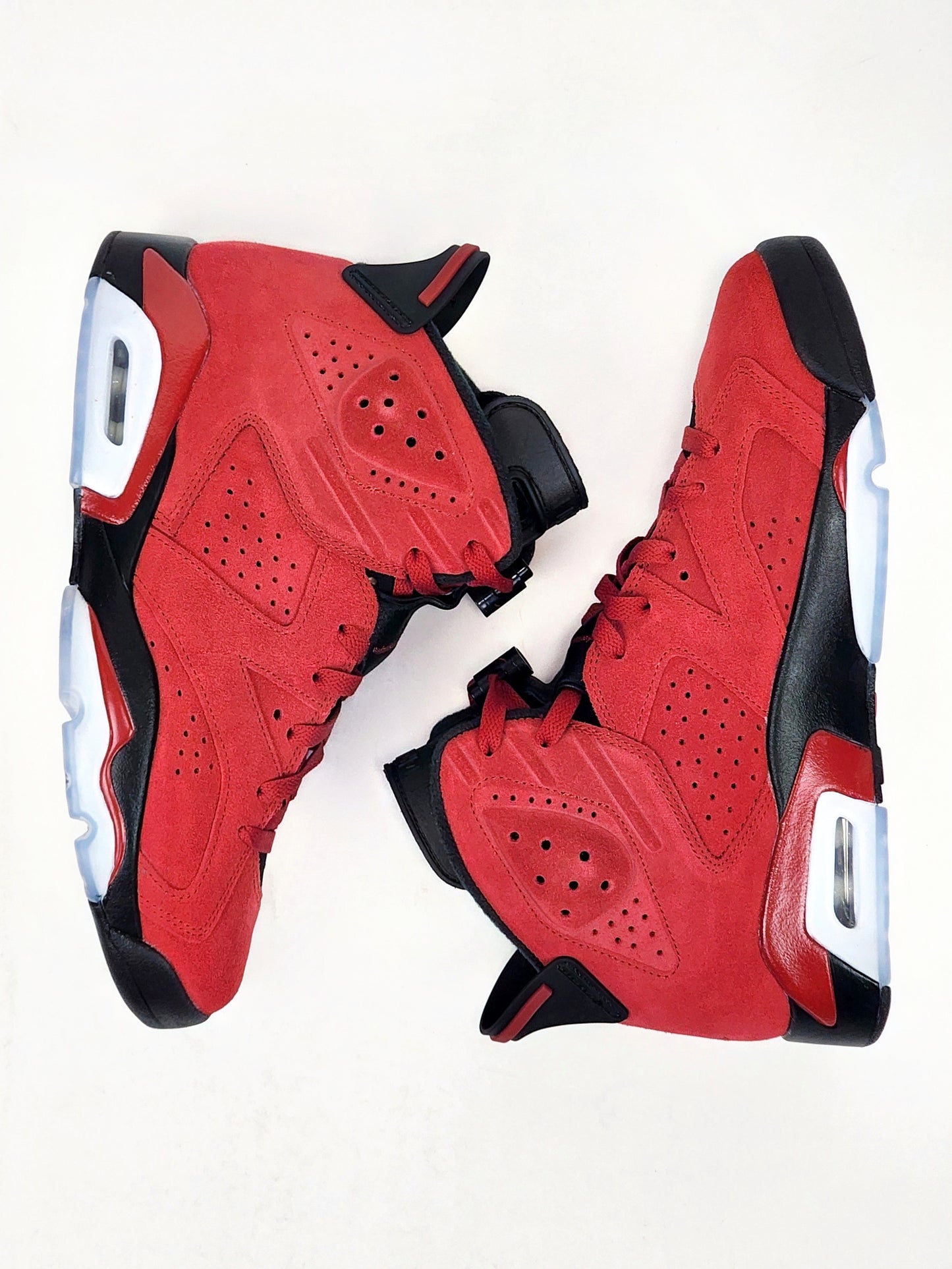 2023 JORDAN 6 RETRO TORO BRAVO