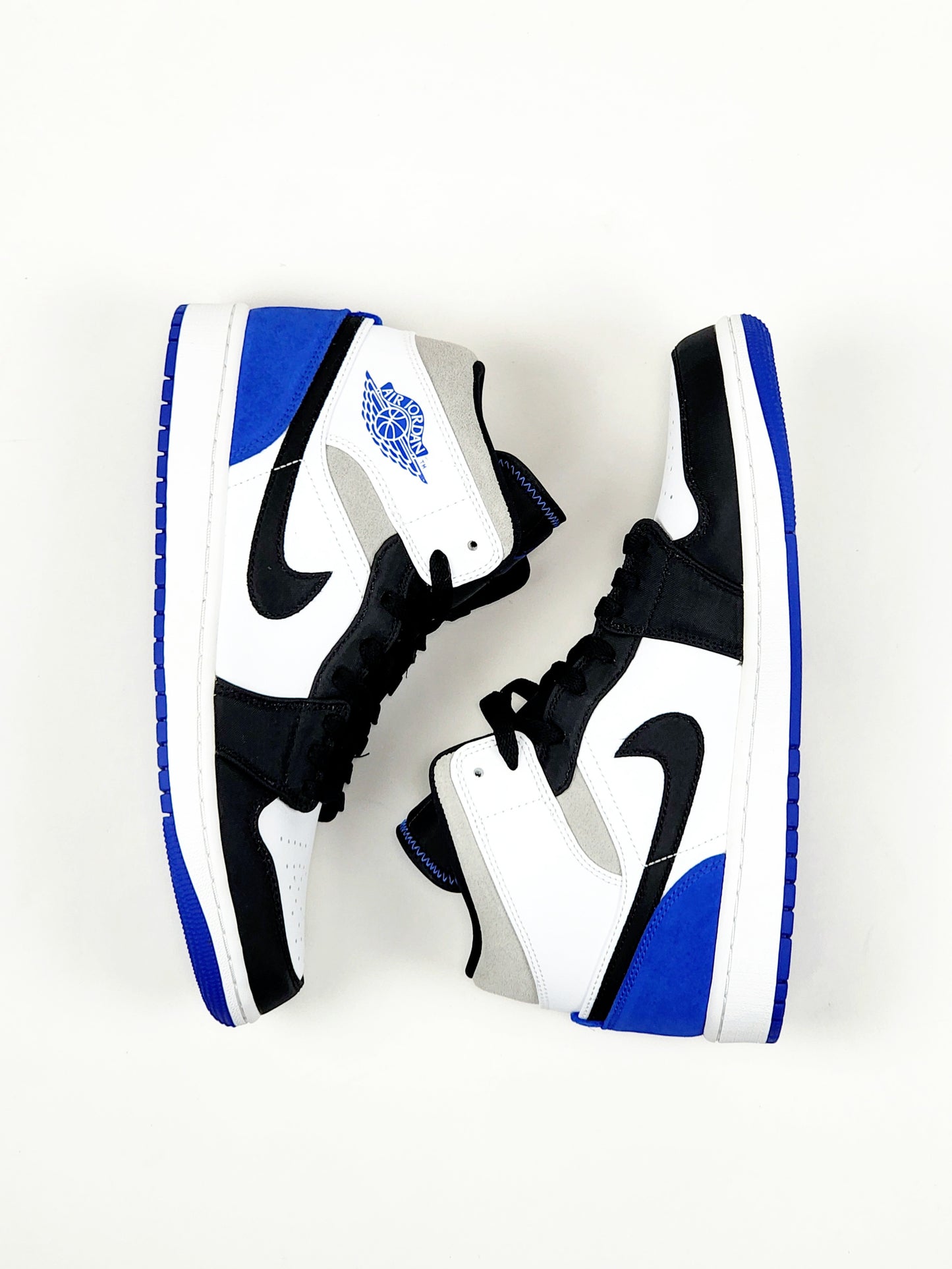 2020 AIR JORDAN 1 MID SE ROYAL BLACK TOE