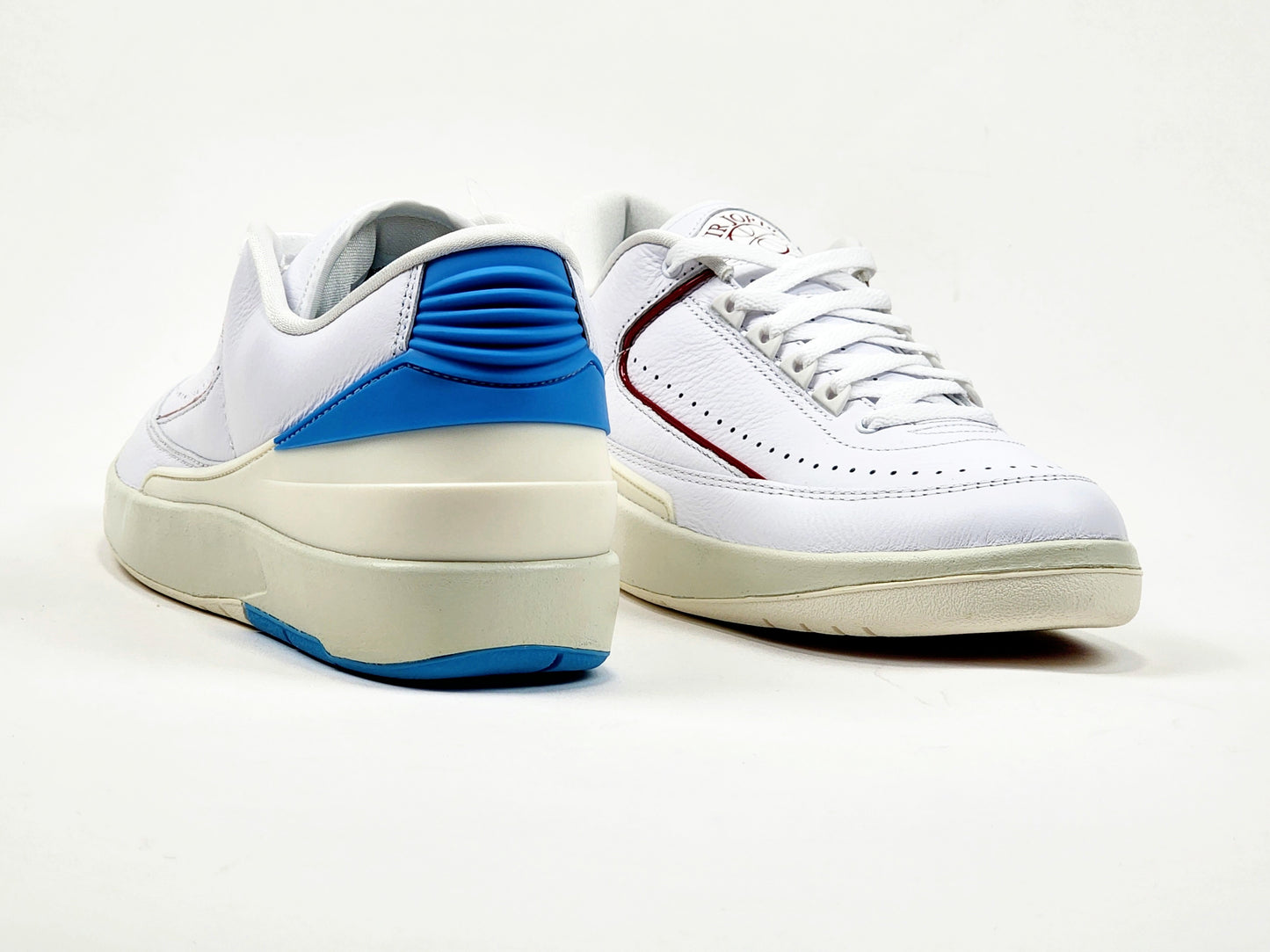 2022 WOMEN'S AIR JORDAN 2 RETRO LOW NC TO CHI