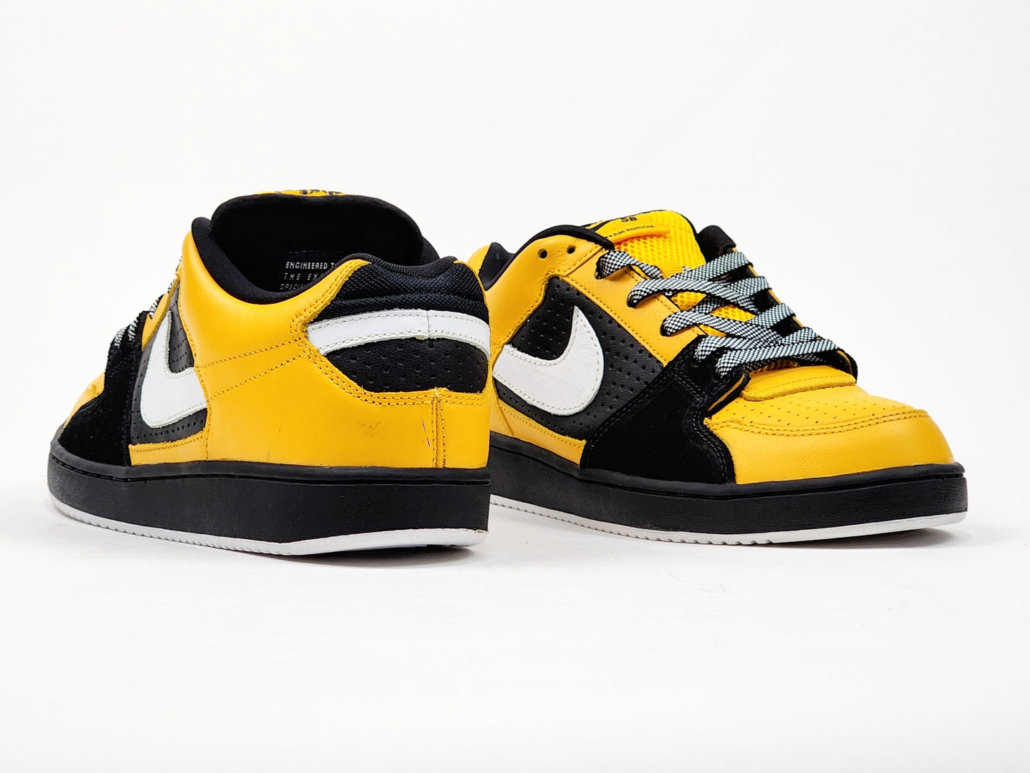 2006 NIKE SB ZOOM TEAM EDITION NEW YORK TAXI