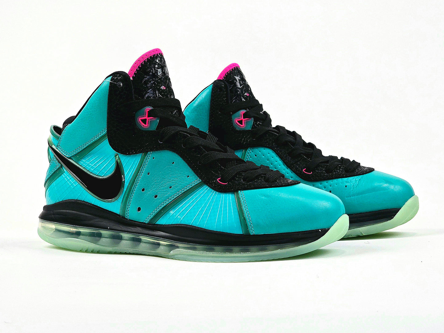 2021 NIKE LEBRON 8 SOUTH BEACH